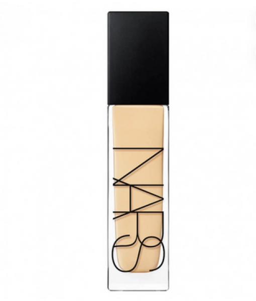 NARS Natural Radiant Longwear Foundation light 3