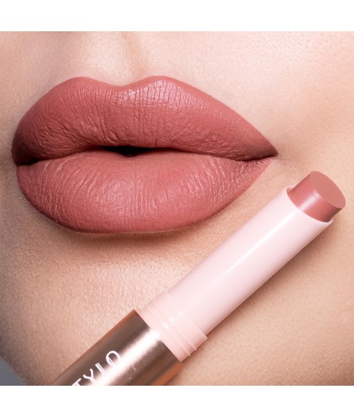 astra madame lipstylo the mat 002
